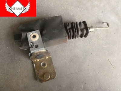 1998 Ford Expedition XLT - Door Lock Actuator Solenoid, Front Right